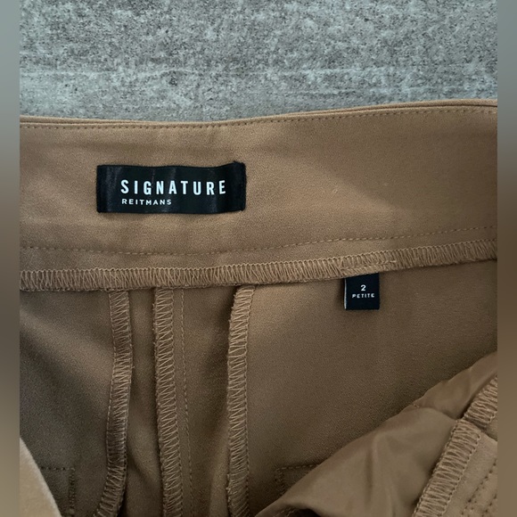 Reitmans High-Waisted Straight Leg Pants - Size 2 Petite - Picture 6 of 6